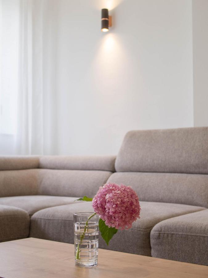 Apartman Adeari Zagreb Extérieur photo